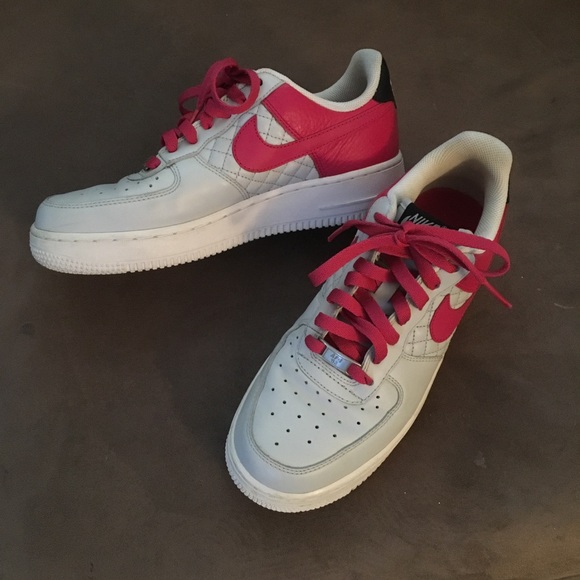 Nike Shoes - Nike Air Force Ones size 8 excellent condition